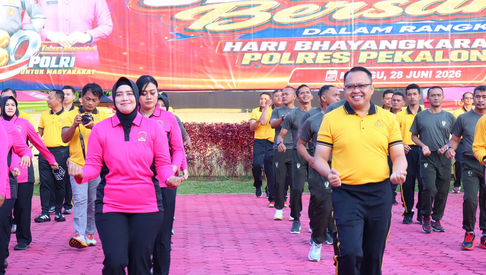 Sambut Hari Bhayangkara Ke-80, Polres Pekalongan Gelar Olahraga Bersama Lintas Instansi